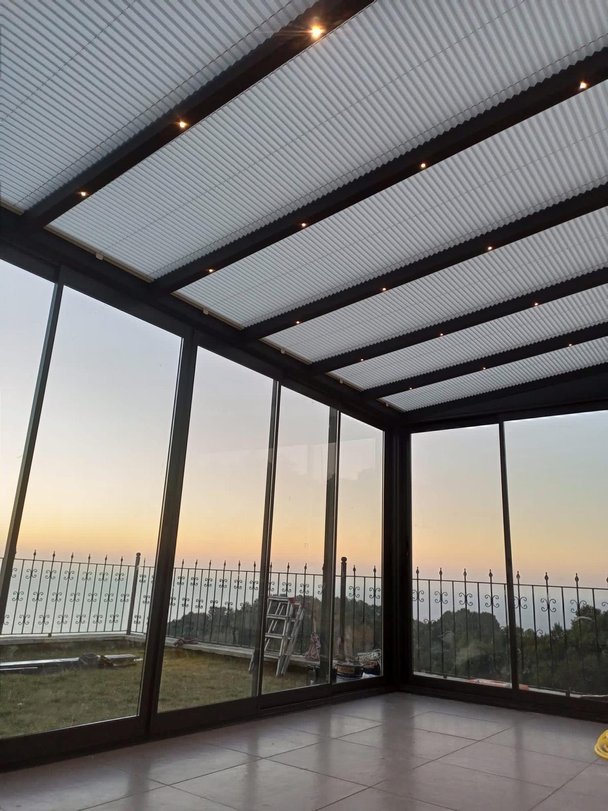 Kış Bahçesi Ve Giyotin 21